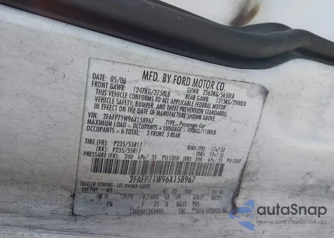 2006 Ford Crown Victoria Police/Police Interceptor из США, поврежденный, VIN 2FAFP71W96X158967